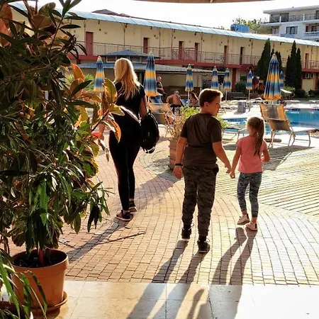 Central Plaza -студио