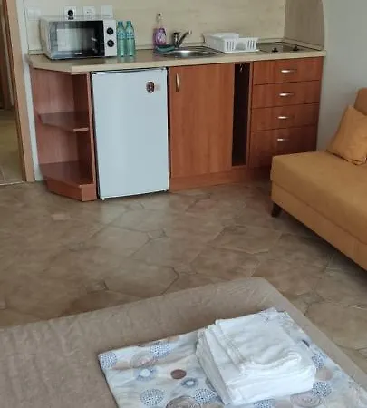 Central Plaza -студио Apartment